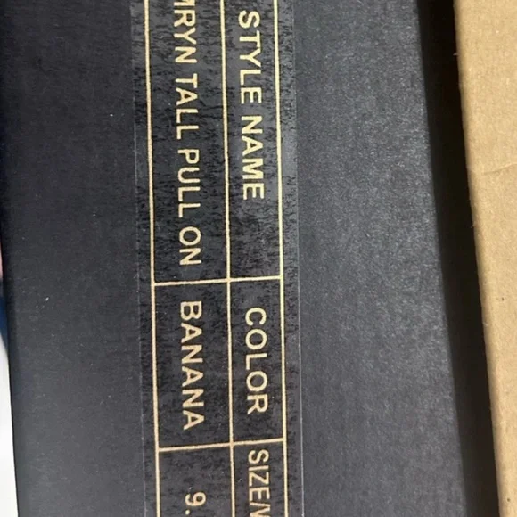 Frye Boot “Camryn”  in color Banana size 9.5 NWT in box - Picture 6 of 7